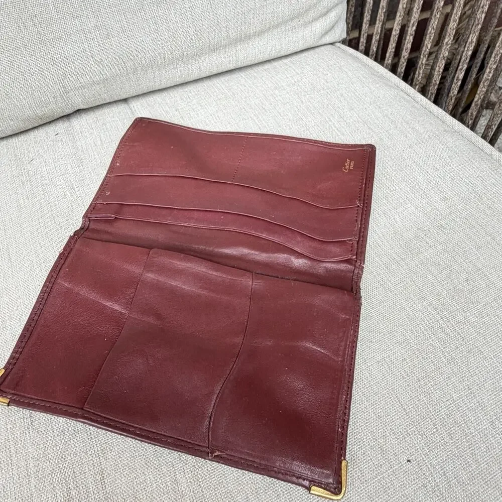 Cartier Vintage Must de Cartier Burgundy Leather Bifold Wallet Gold Corners 4x7